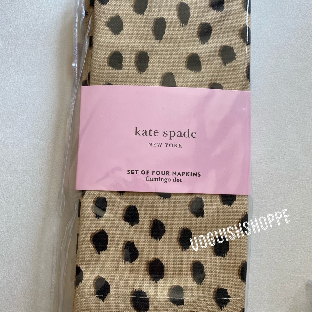 NWT KATE SPADE New York Flamingo Dot 4 napkins